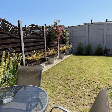 Contractor Accommodation Near Heathrow, Windsor Minutes From M4 Slough Exterior photo