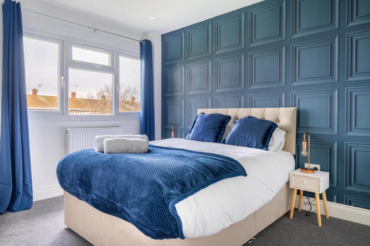 Contractor Accommodation Near Heathrow, Windsor Minutes From M4 Slough Exterior photo